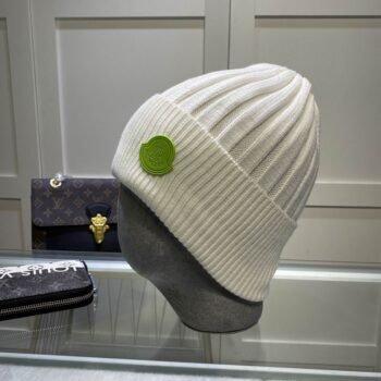 BEANIE M*NCL*R