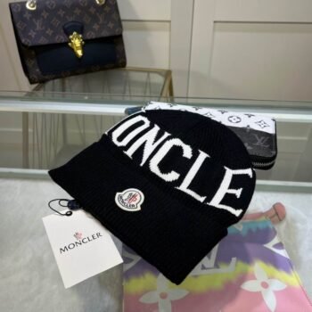 BEANIE M*NCL*R
