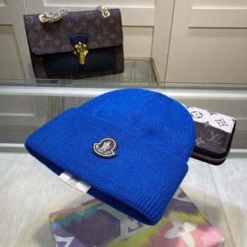 BEANIE M*NCL*R